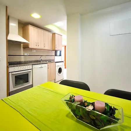 Con Terraza En Playa Grau De Moncofa Apartamento *